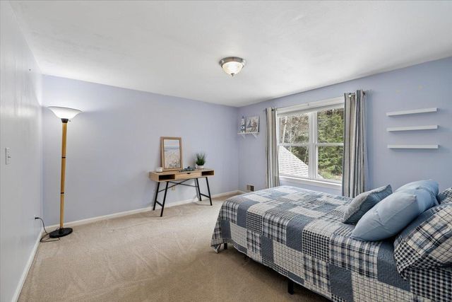 12 Butterfield Lane, Bedford, NH 03110
