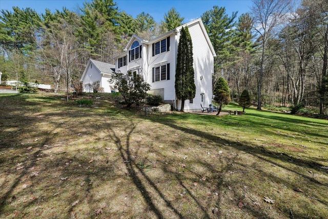 12 Butterfield Lane, Bedford, NH 03110
