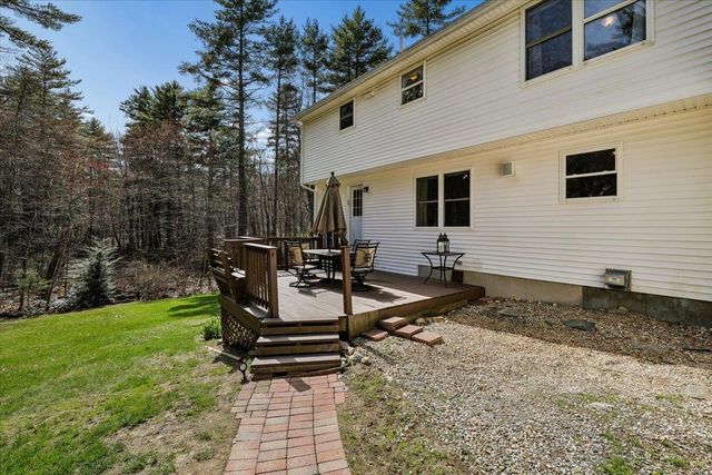 12 Butterfield Lane, Bedford, NH 03110
