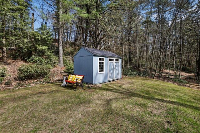 12 Butterfield Lane, Bedford, NH 03110