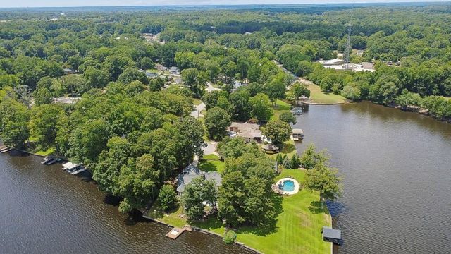 102 Pebblestump Point, Peachtree City, GA 30269