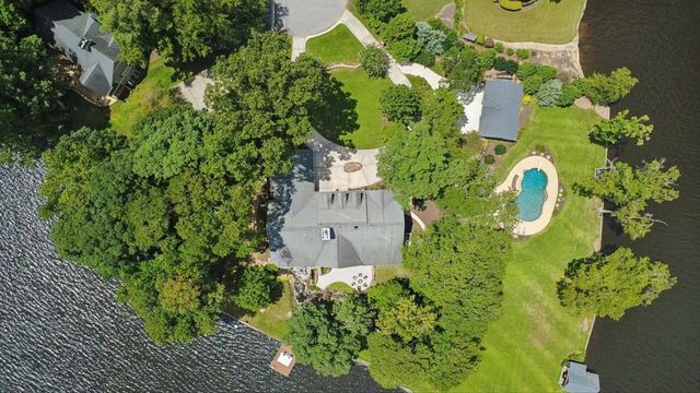102 Pebblestump Point, Peachtree City, GA 30269