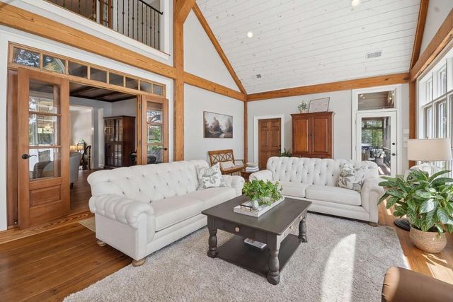 102 Pebblestump Point, Peachtree City, GA 30269