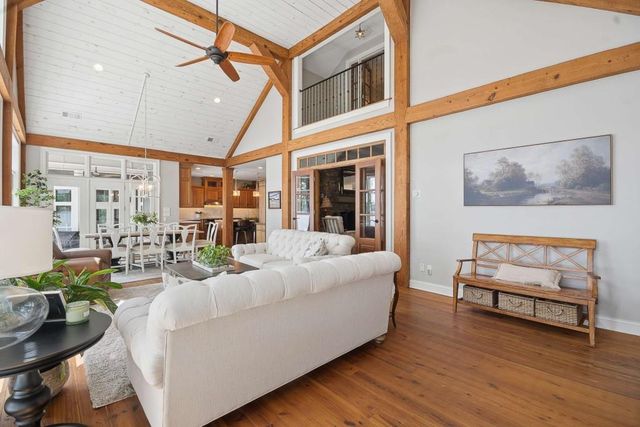 102 Pebblestump Point, Peachtree City, GA 30269