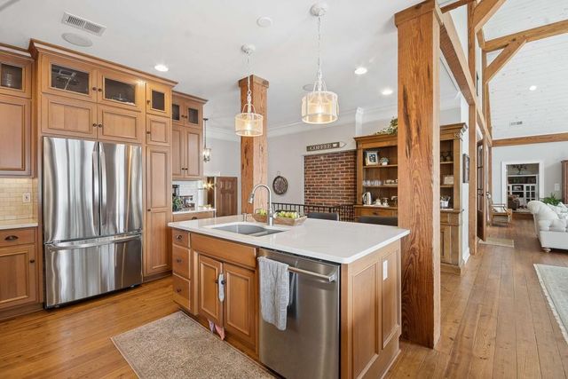 102 Pebblestump Point, Peachtree City, GA 30269