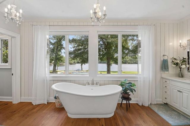 102 Pebblestump Point, Peachtree City, GA 30269