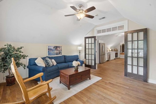 102 Pebblestump Point, Peachtree City, GA 30269