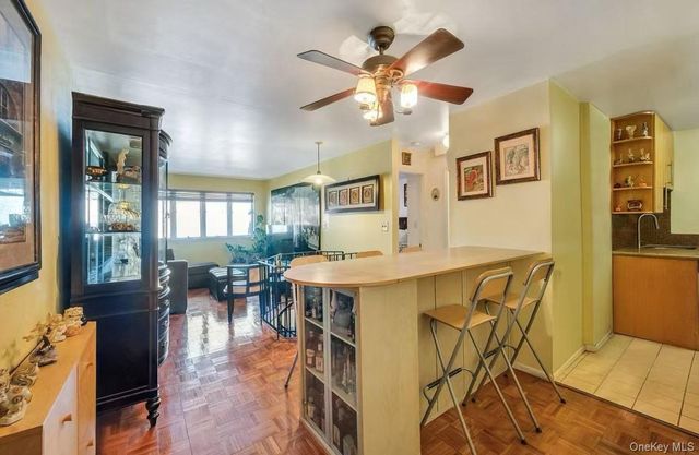 46-12 161st Street 1D, Flushing, NY 11358