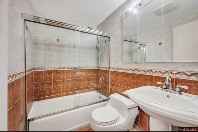 46-12 161st Street 1D, Flushing, NY 11358