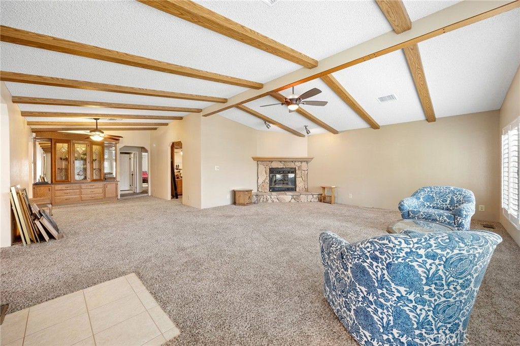 Image 10 of property listing at 2514 Peach Tree, Hemet, CA 92545