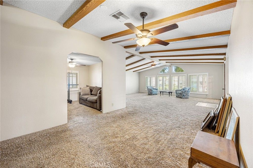Image 12 of property listing at 2514 Peach Tree, Hemet, CA 92545