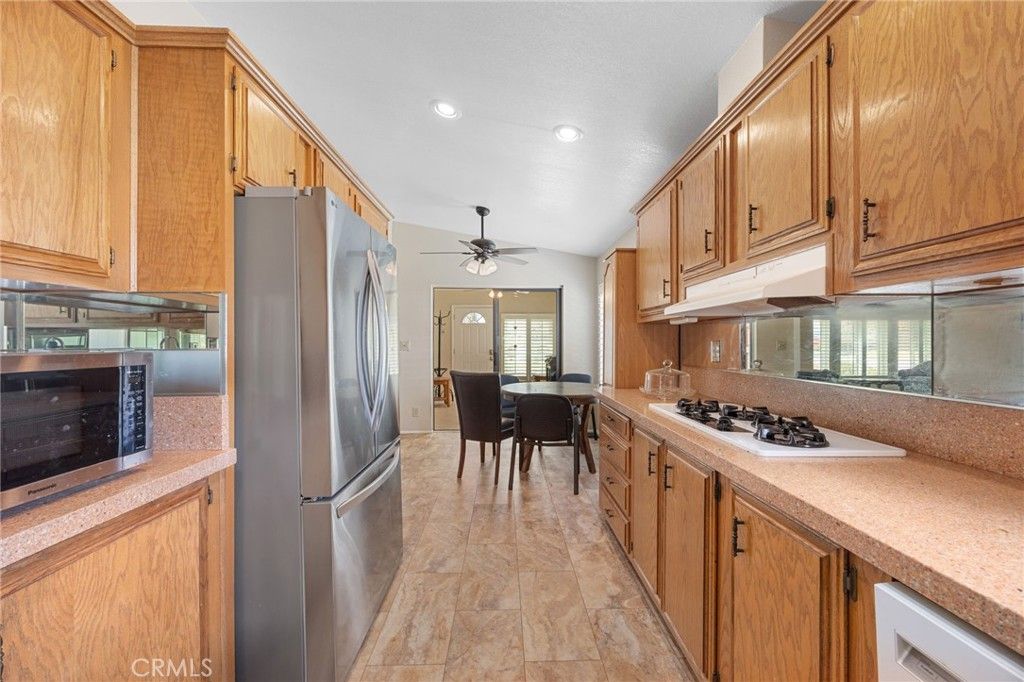 Image 16 of property listing at 2514 Peach Tree, Hemet, CA 92545