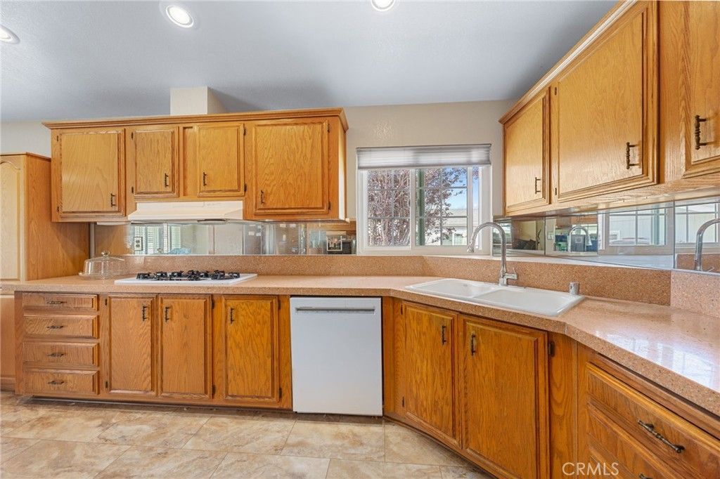 Image 18 of property listing at 2514 Peach Tree, Hemet, CA 92545