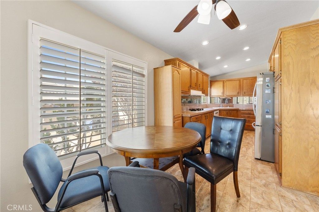 Image 19 of property listing at 2514 Peach Tree, Hemet, CA 92545