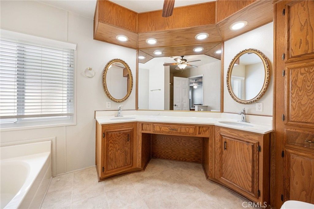 Image 27 of property listing at 2514 Peach Tree, Hemet, CA 92545