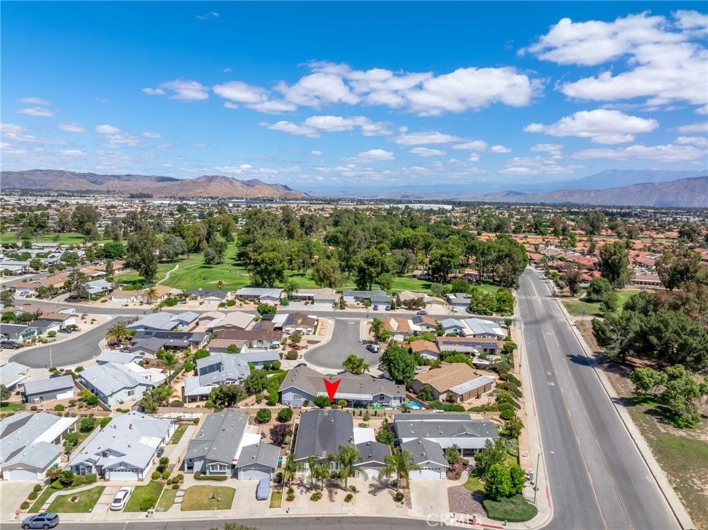 Image 39 of property listing at 2514 Peach Tree, Hemet, CA 92545