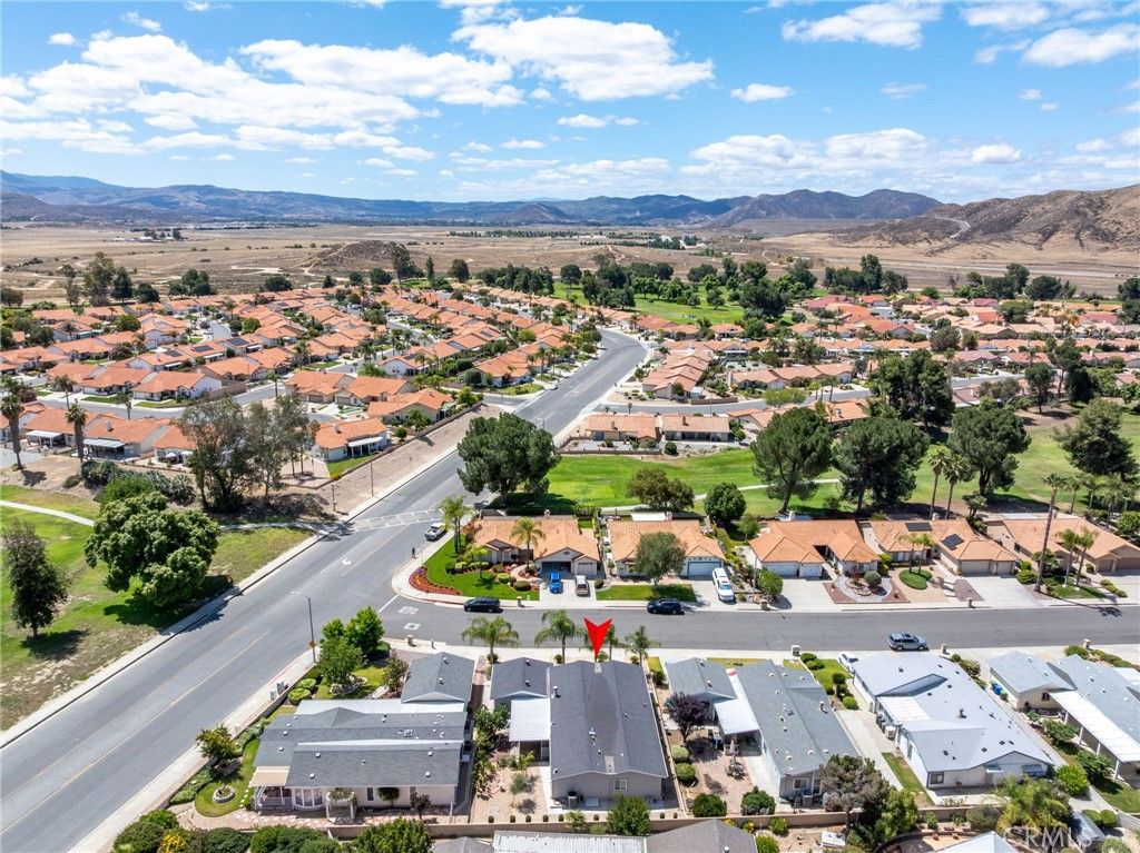 Image 42 of property listing at 2514 Peach Tree, Hemet, CA 92545