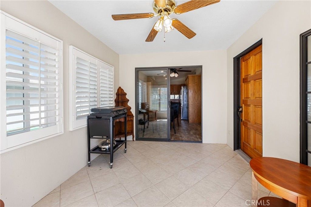 Image 6 of property listing at 2514 Peach Tree, Hemet, CA 92545