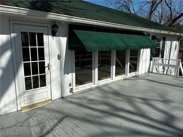 118 Hillcrest Dr, Marietta, OH 45750