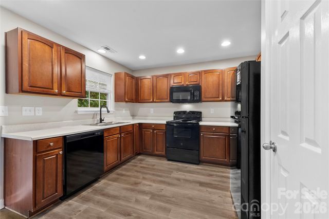 518 Canopy Court, Clover, SC 29710