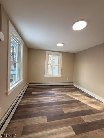 590 Arlington Ave, Phillipsburg Town, NJ 08865