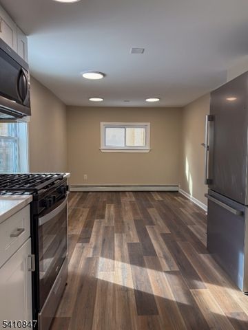 590 Arlington Ave, Phillipsburg Town, NJ 08865