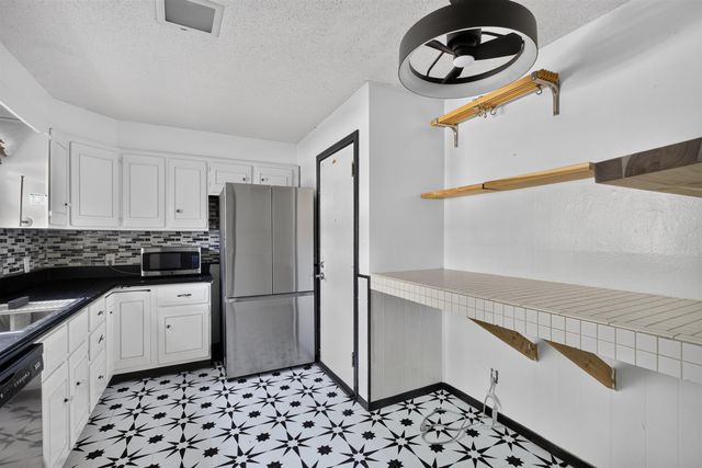 211 N Brookside Pkwy, Wichita, KS 67208