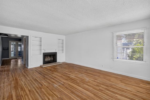 211 N Brookside Pkwy, Wichita, KS 67208