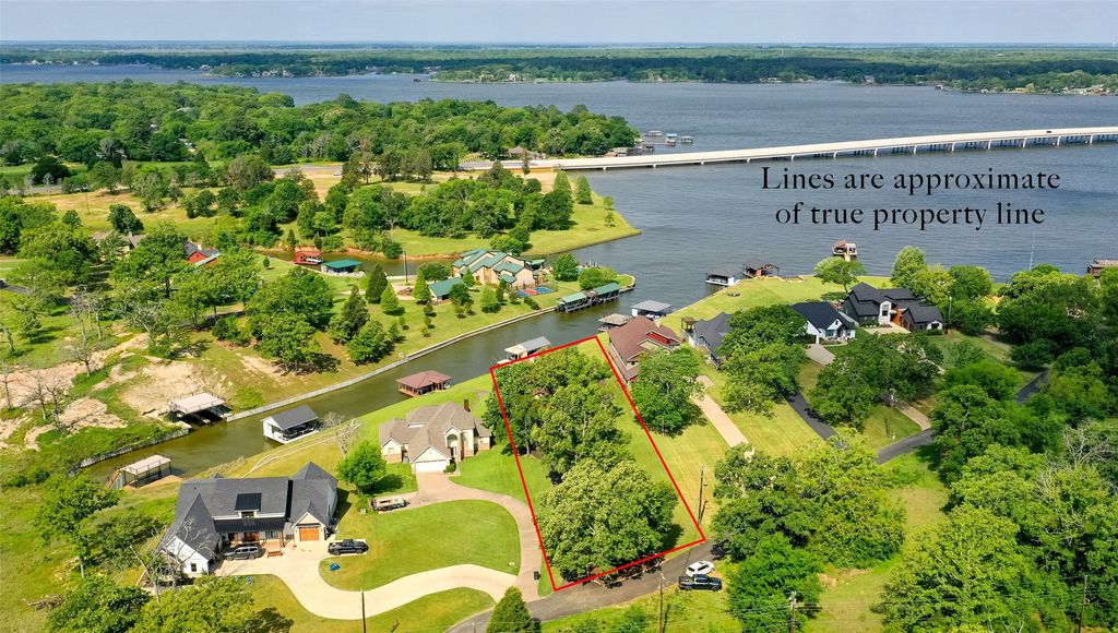 5553 Lakeshore Court, Log Cabin, TX 75148