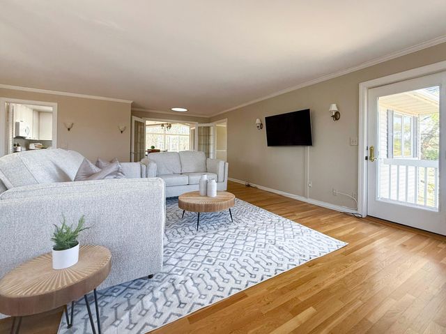 2211 Lenwood Drive SW, Rochester, MN 55902