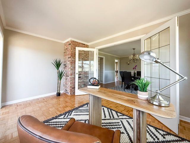 2211 Lenwood Drive SW, Rochester, MN 55902