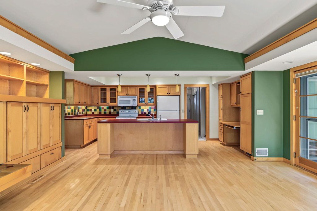7220 W Shore Drive, Edina, MN 55435 — photo 3