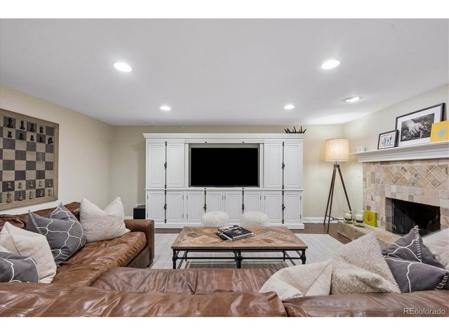 6452 E Radcliff Ave, Englewood, CO 80111