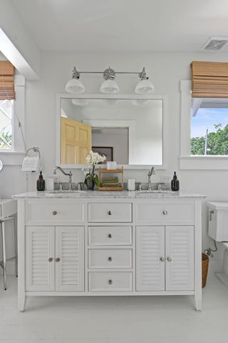 300 Buckingham Road, West Palm Beach, FL 33405