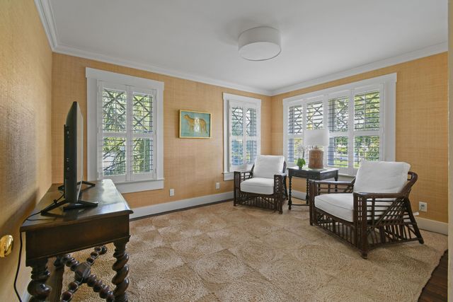 300 Buckingham Road, West Palm Beach, FL 33405