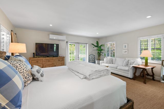 300 Buckingham Road, West Palm Beach, FL 33405