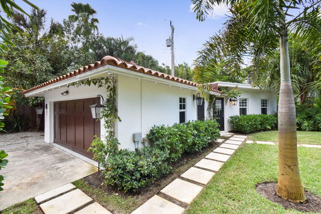 300 Buckingham Road, West Palm Beach, FL 33405