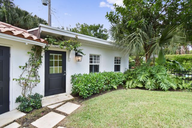 300 Buckingham Road, West Palm Beach, FL 33405