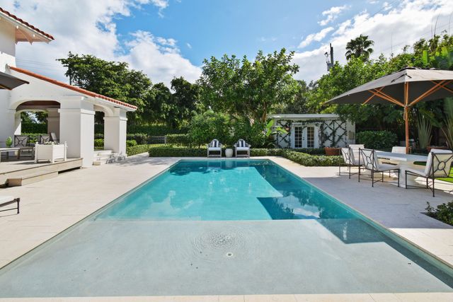 300 Buckingham Road, West Palm Beach, FL 33405