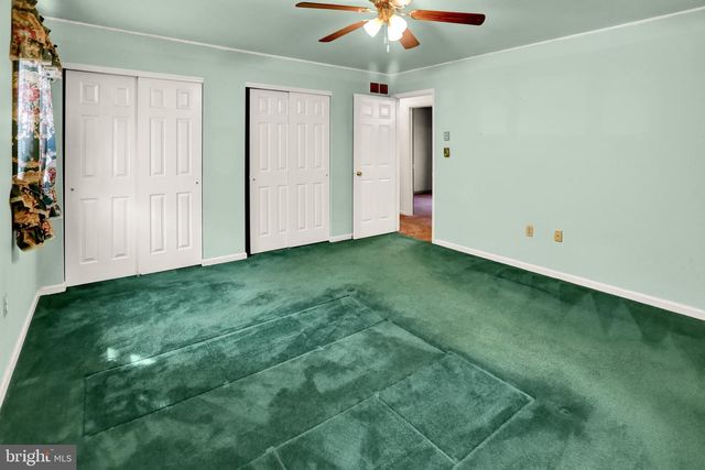 246 SANDHILL RD, Fleetwood, PA 19522