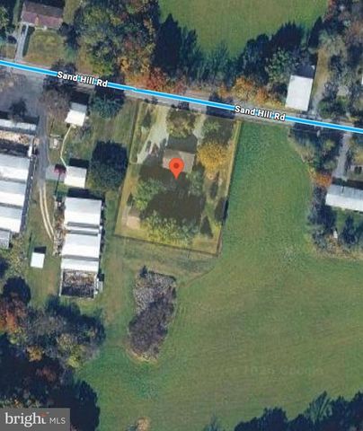246 SANDHILL RD, Fleetwood, PA 19522
