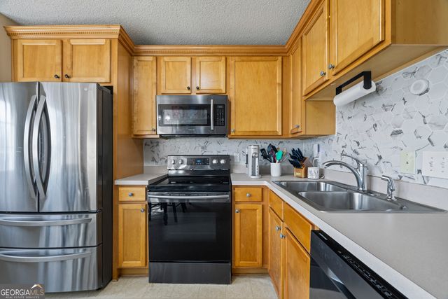 7 Crest View Circle, Carnesville, GA 30521