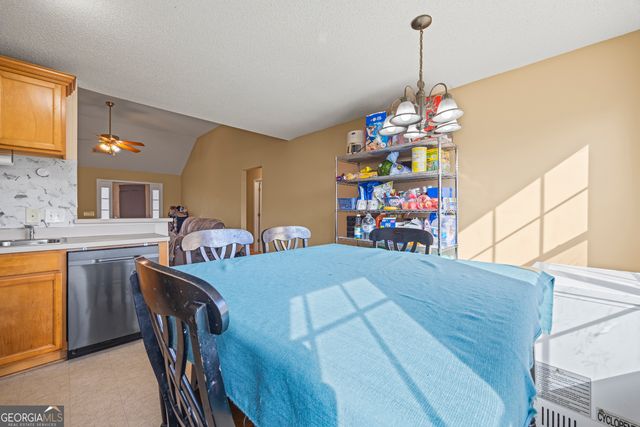 7 Crest View Circle, Carnesville, GA 30521