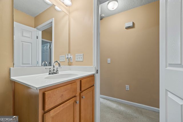 7 Crest View Circle, Carnesville, GA 30521