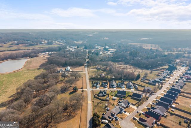 7 Crest View Circle, Carnesville, GA 30521