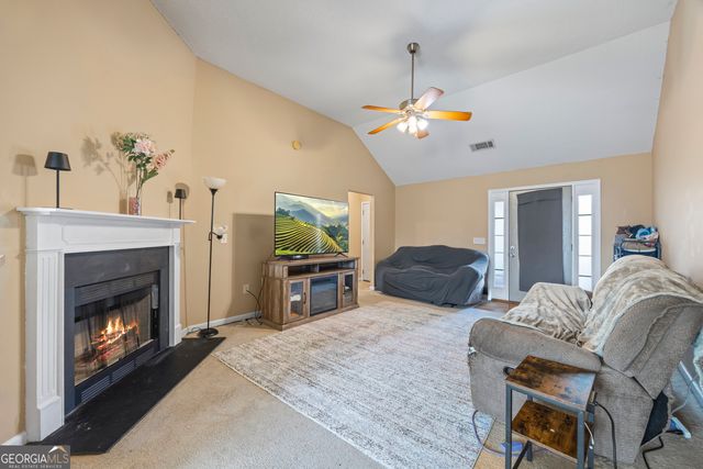 7 Crest View Circle, Carnesville, GA 30521