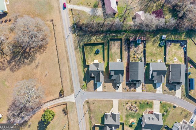 7 Crest View Circle, Carnesville, GA 30521