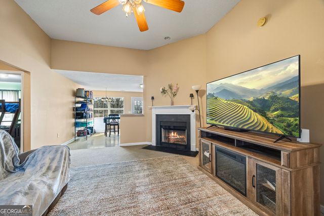 7 Crest View Circle, Carnesville, GA 30521