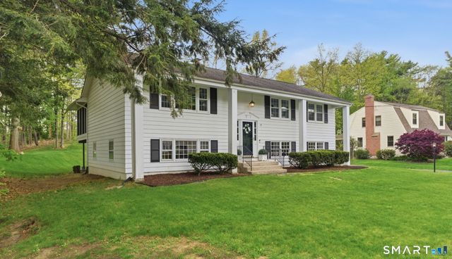 3 Branch Brook Drive, Simsbury, CT 06070