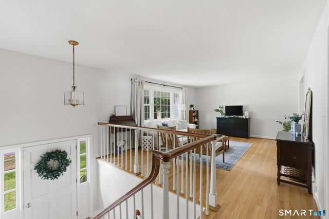 3 Branch Brook Drive, Simsbury, CT 06070